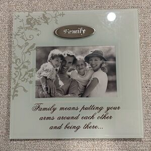 Glass Accent Photo Frame